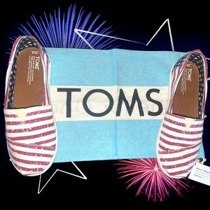 NWT AMERICAN CANVAS FLAS TOMS